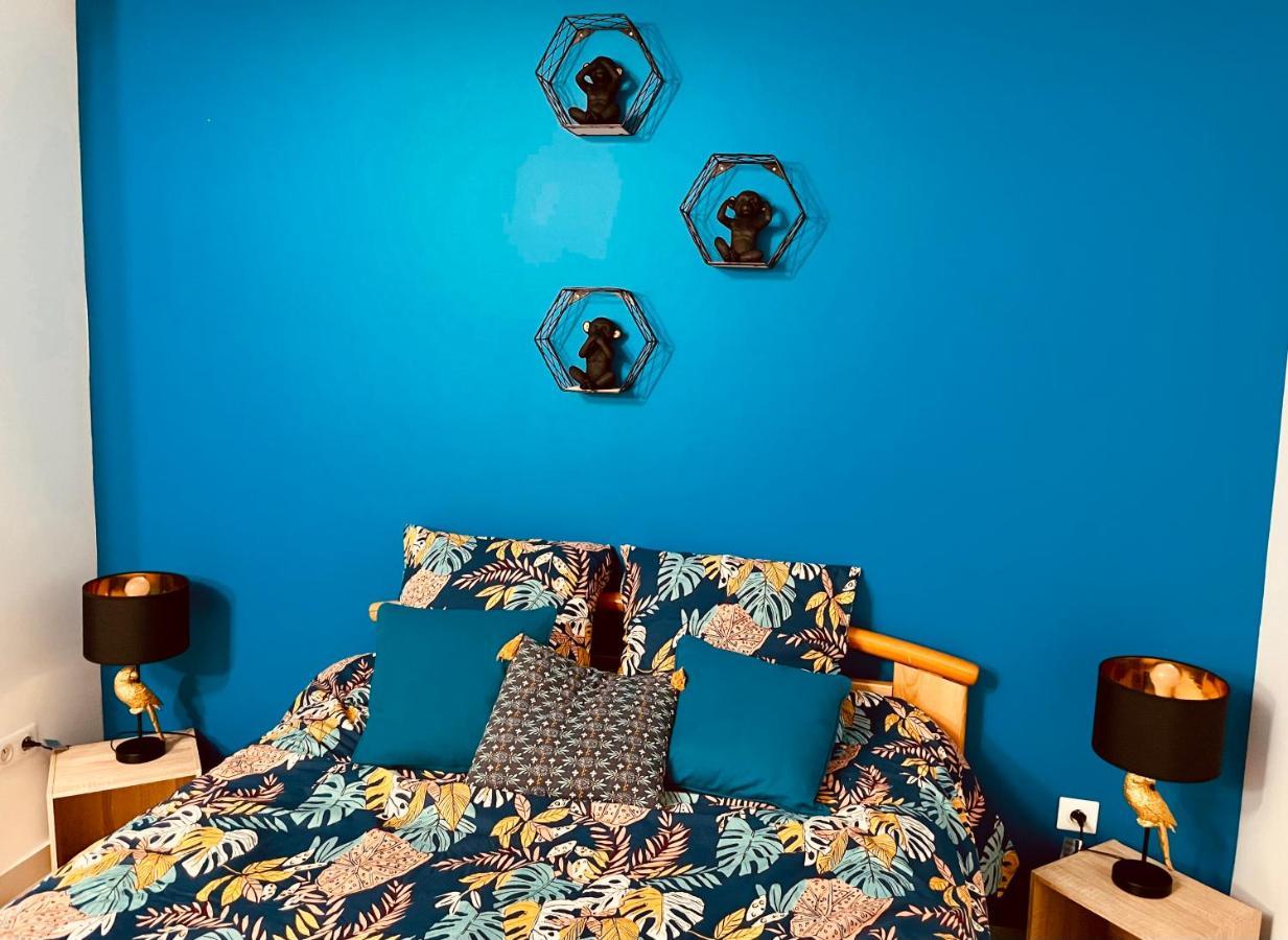 La Villa Perroquet Poncins Eksteriør billede