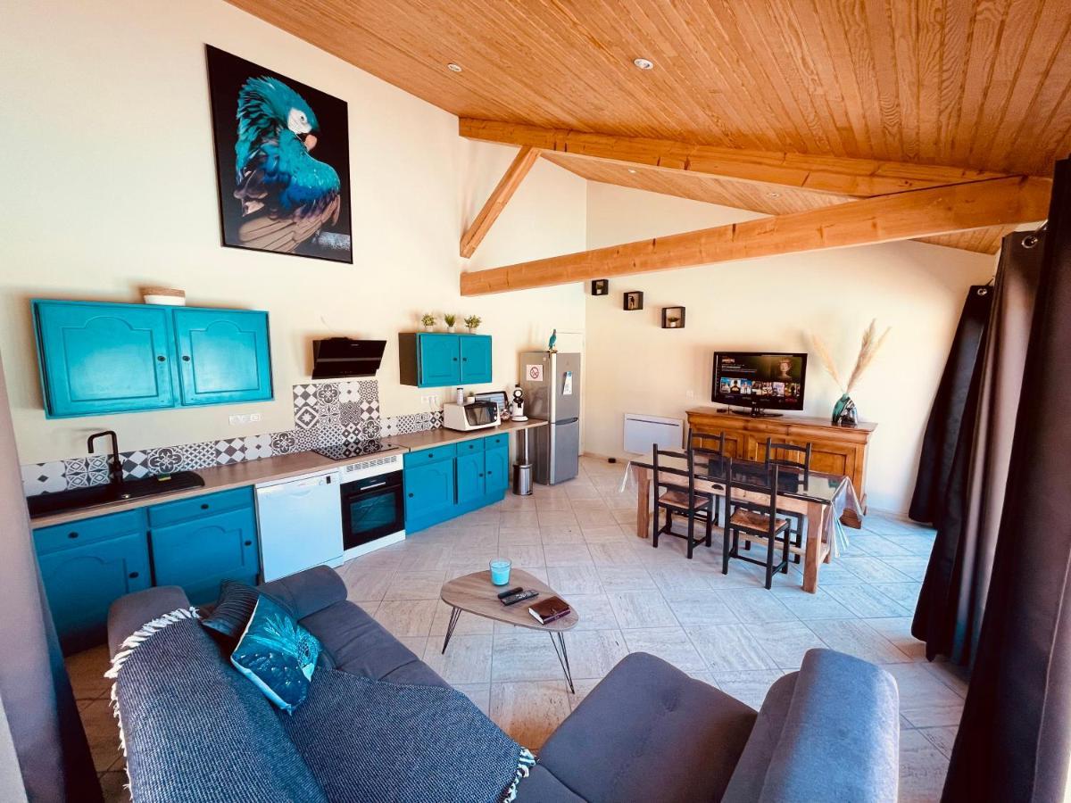 La Villa Perroquet Poncins Eksteriør billede